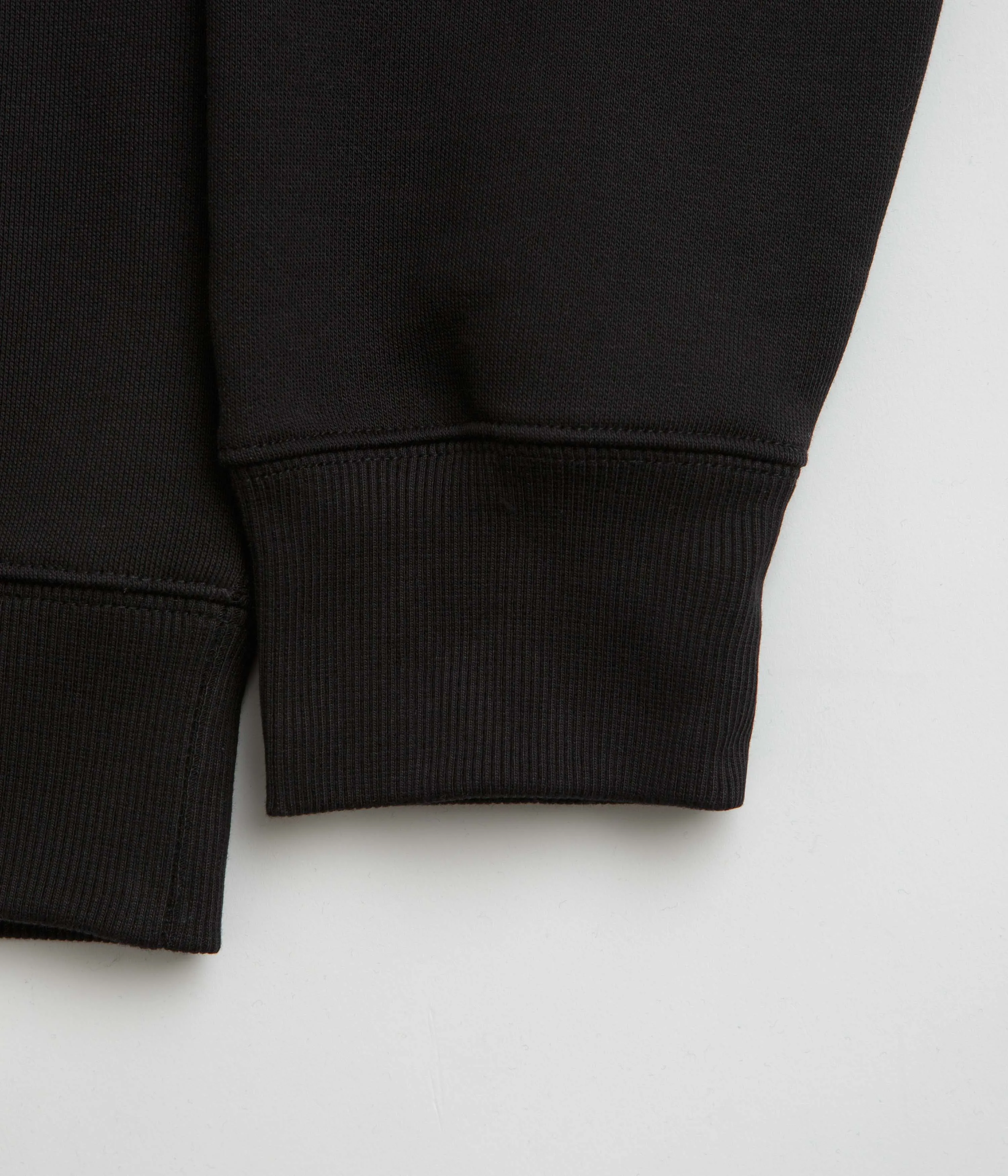 Carhartt Chase Zip Neck Sweatshirt - Black / Gold Carhartt