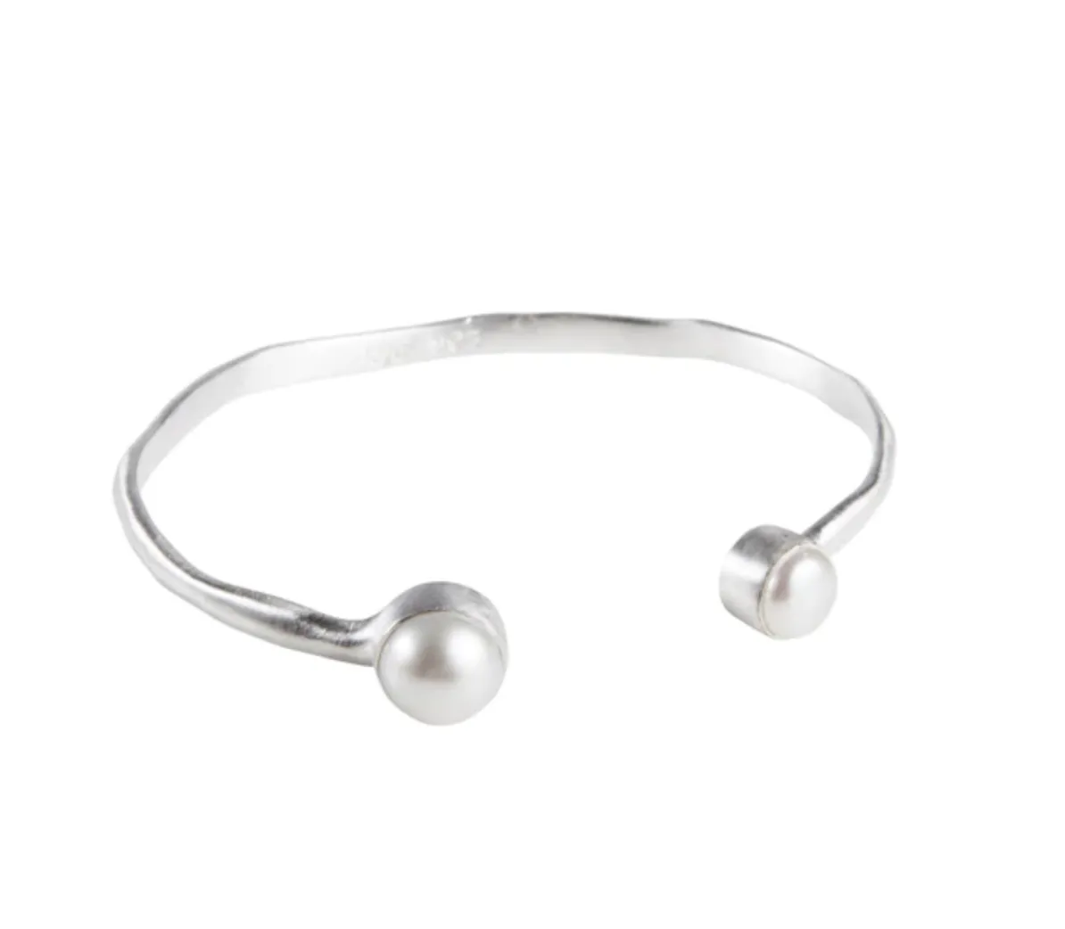 Fairley Double Pearl Cuff Silver Shoes_Fairley
