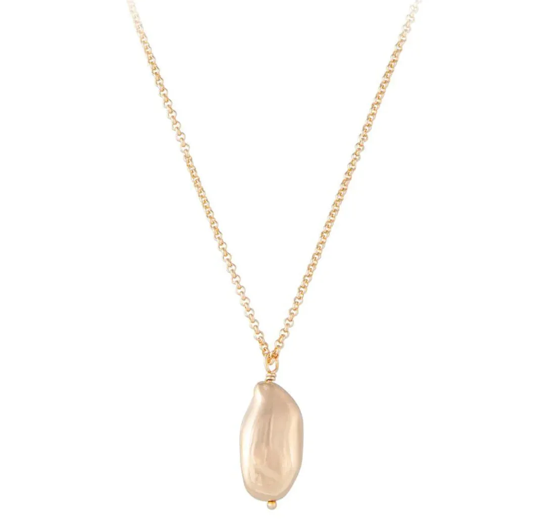 Fairley Keshi Necklace Gold Shoes_Fairley