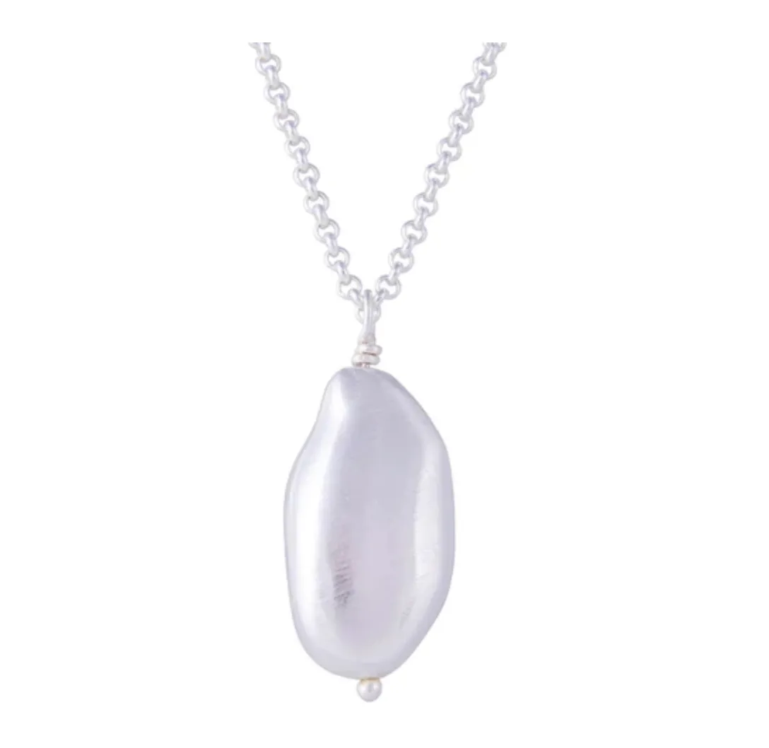 Fairley Keshi Necklace Silver Shoes_Fairley