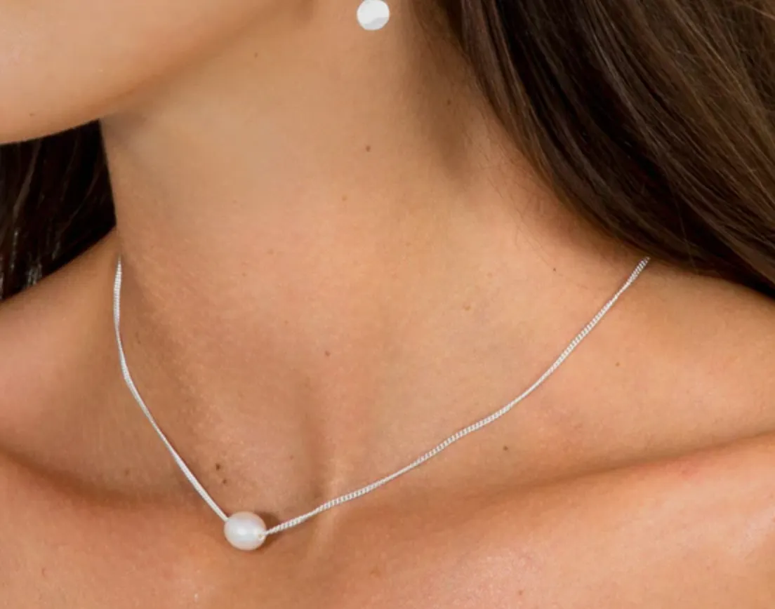 Fairley Pearl Teardrop Necklace Silver Shoes_Fairley