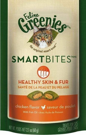 Greenies Smartbites Skin and Fur Chicken Cat Treats multivitamin for cats, daily cat supplements