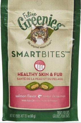 Greenies Smartbites Skin and Fur Salmon Cat Treats cat skin treatment, anti-itch spray for cats