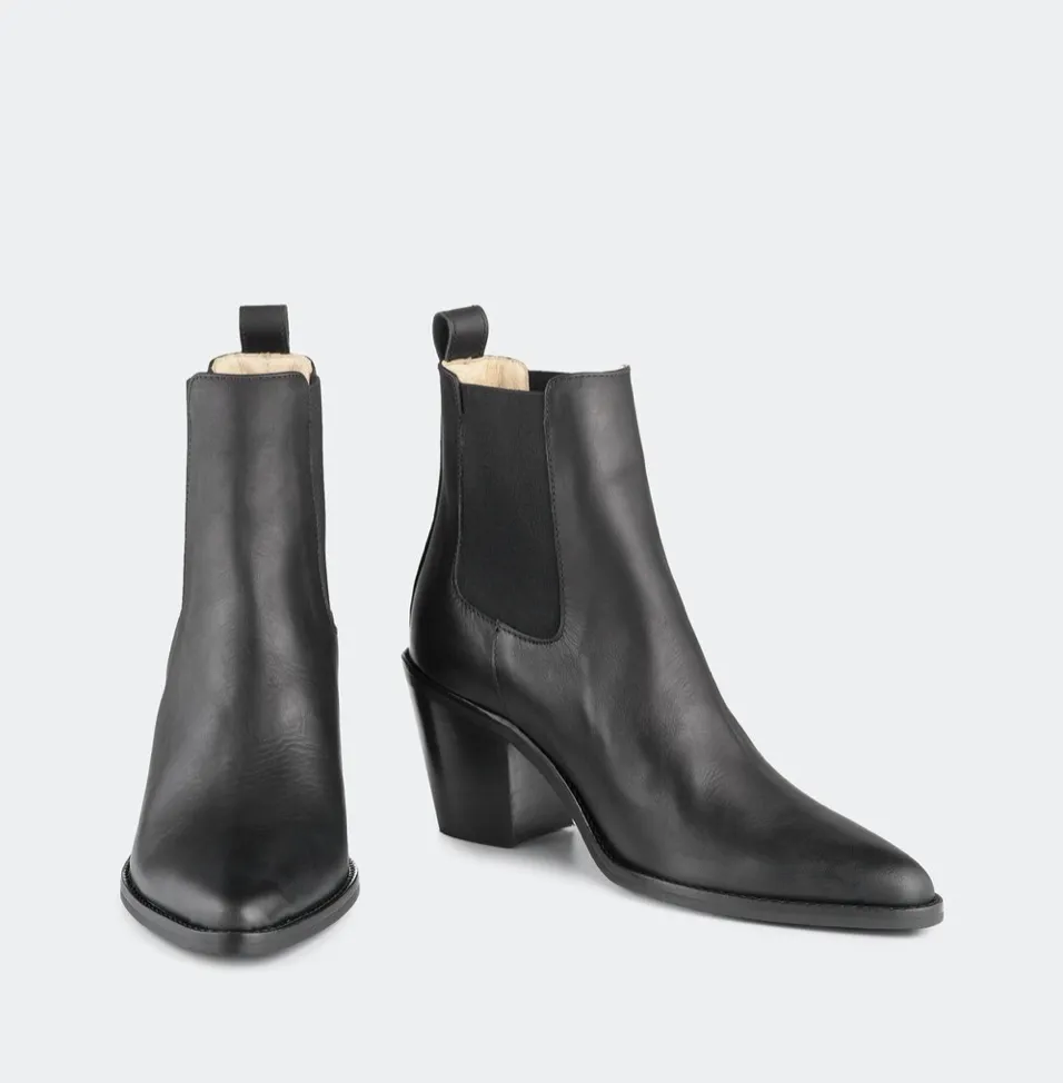 Ivy Lee Celine Venice Black - LAST PAIR size 42 Shoes_Ivy-Lee