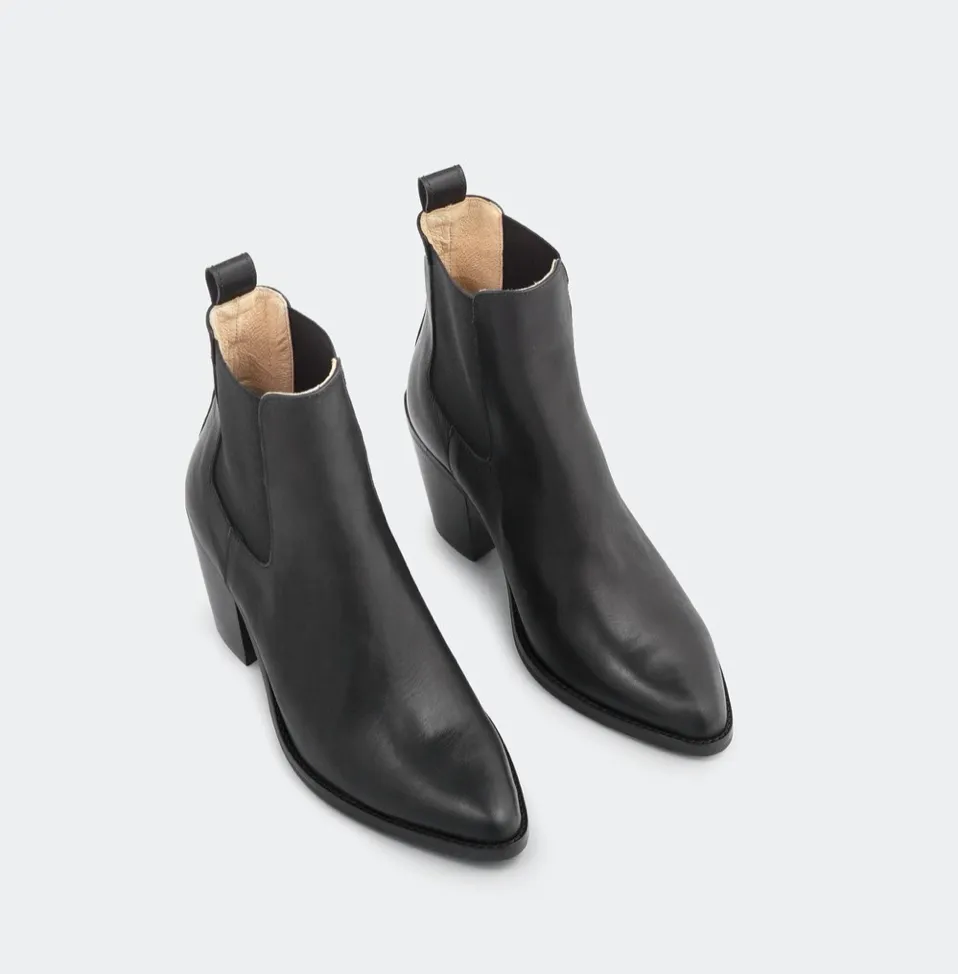 Ivy Lee Celine Venice Black - LAST PAIR size 42 Shoes_Ivy-Lee