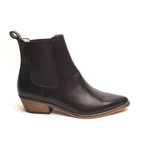 Ivy Lee Stella Black w/ Antique Sole Shoes_Ivy-Lee