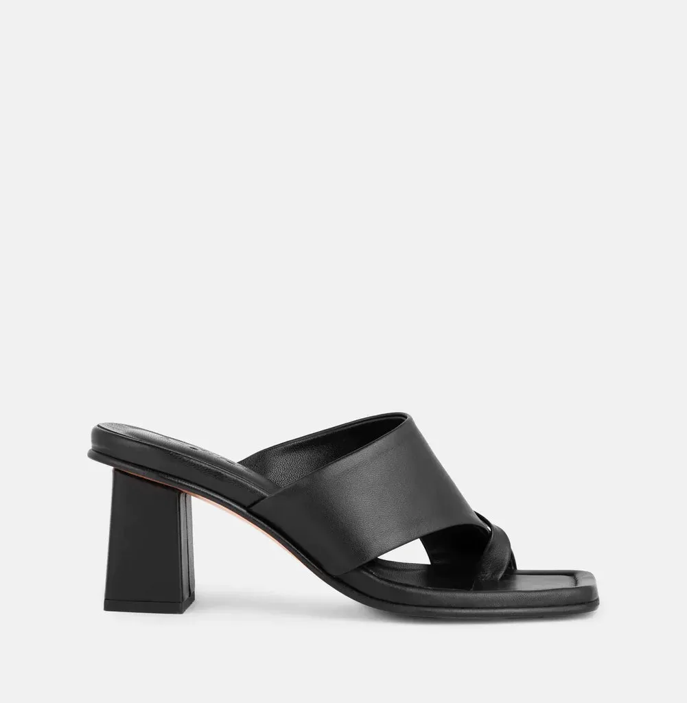 IvyLee Cocco Black Shoes_Ivy-Lee