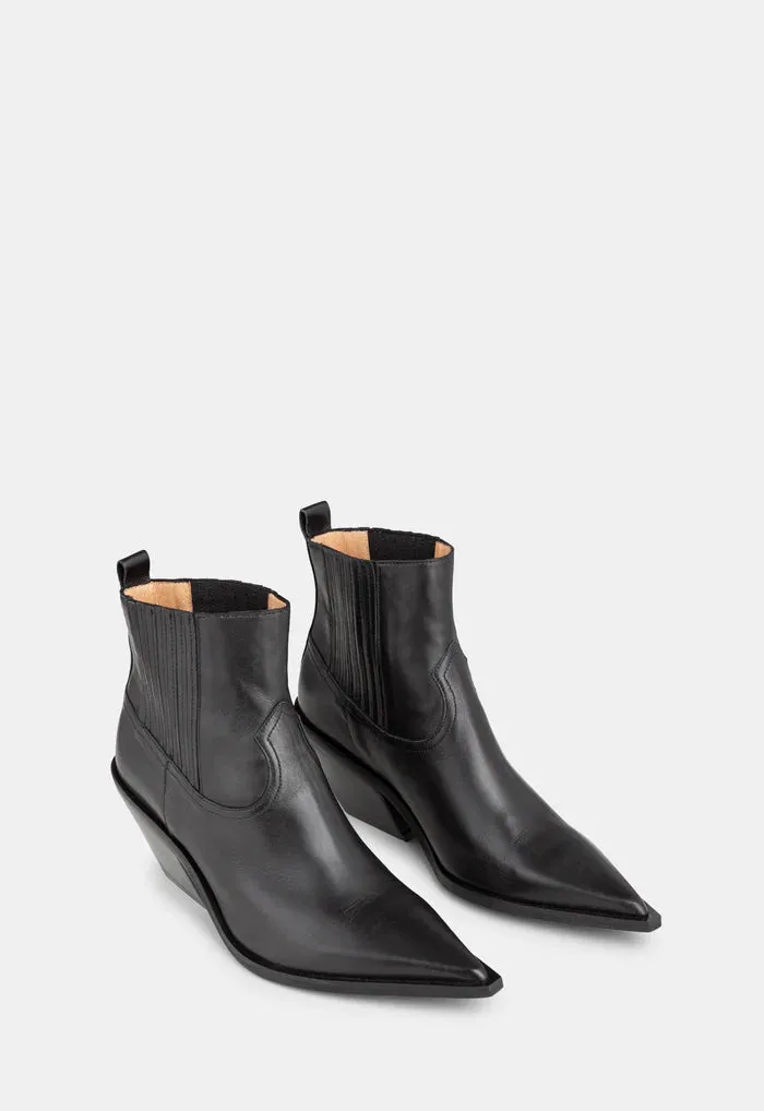 Ivylee Ellison Black Shoes_Ivy-Lee