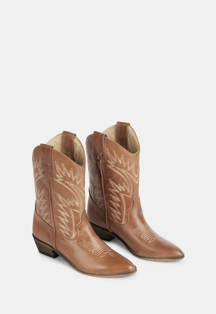 Ivylee Frances Dark Tan Shoes_Ivy-Lee