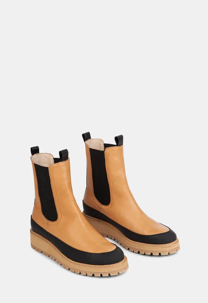 Ivylee Iowa Tan Shoes_Ivy-Lee