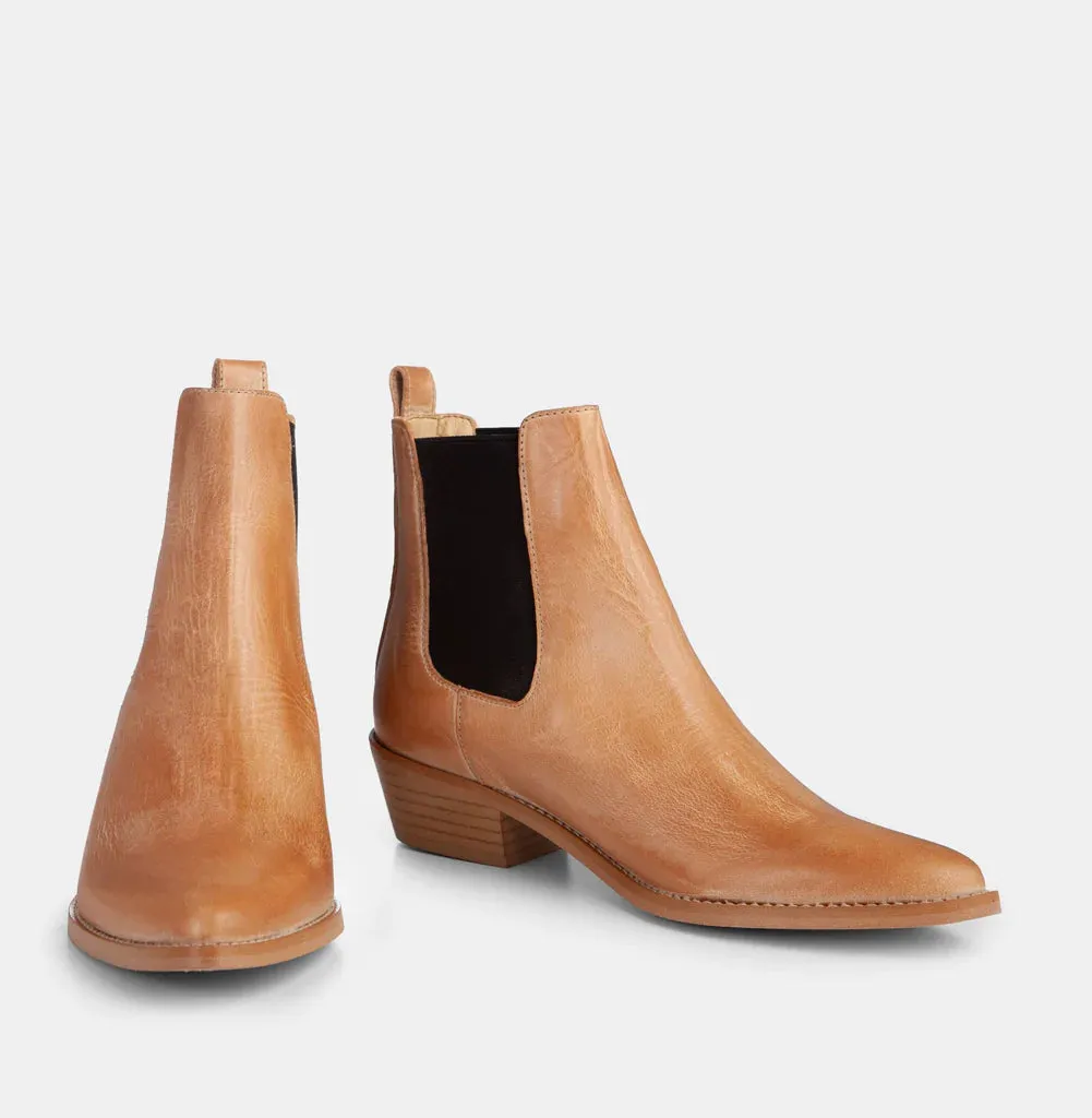 Ivylee Stella Beige Shoes_Ivy-Lee