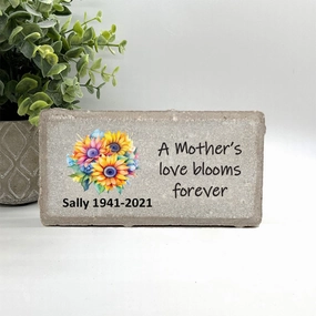 Memorial Stone - A Mother's love blooms forever show poultry,grooming poultry