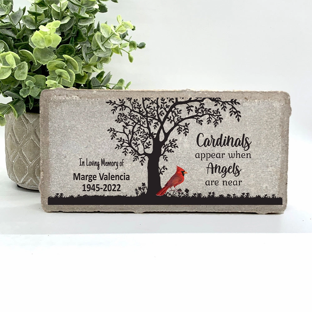 Memorial Stone - Cardinals appear...