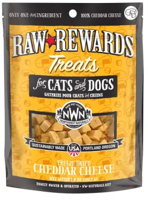 Northwest Naturals Raw Rewards Freeze-Dried Raw Cheddar Cheese Treats for Cats & Dogs freeze dried cat treats, single ingredient cat treats