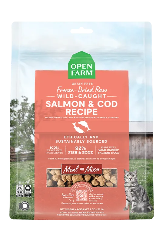 Open Farm Grain Free Wild Caught Salmon and Cod Recipe Freeze Dried Raw Cat Food raw food for cats, raw meat cat diet