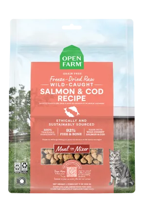 Open Farm Grain Free Wild Caught Salmon and Cod Recipe Freeze Dried Raw Cat Food raw food for cats, raw meat cat diet