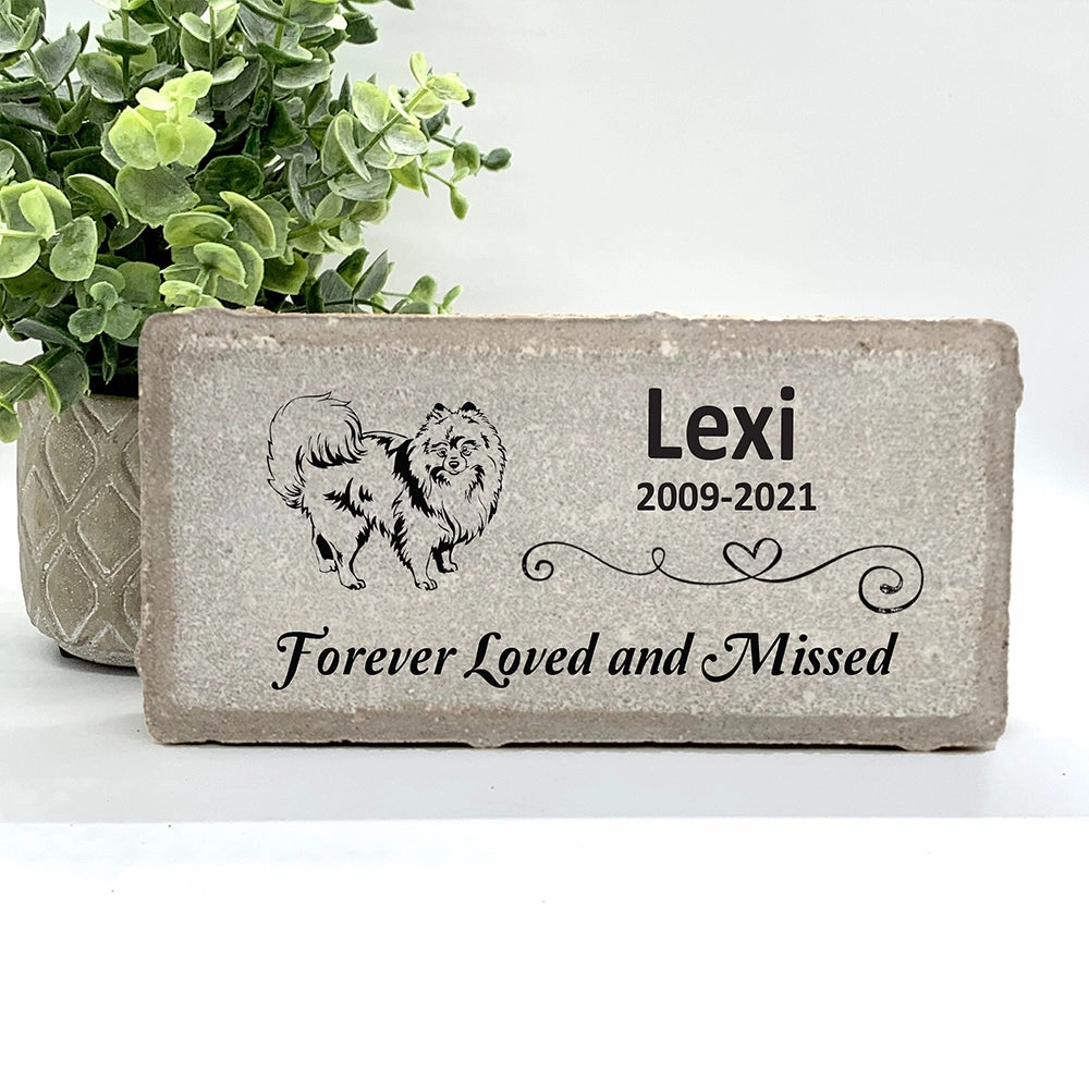 Pomeranian Memorial Stone - Pet loss gift - Forever Loved and Missed