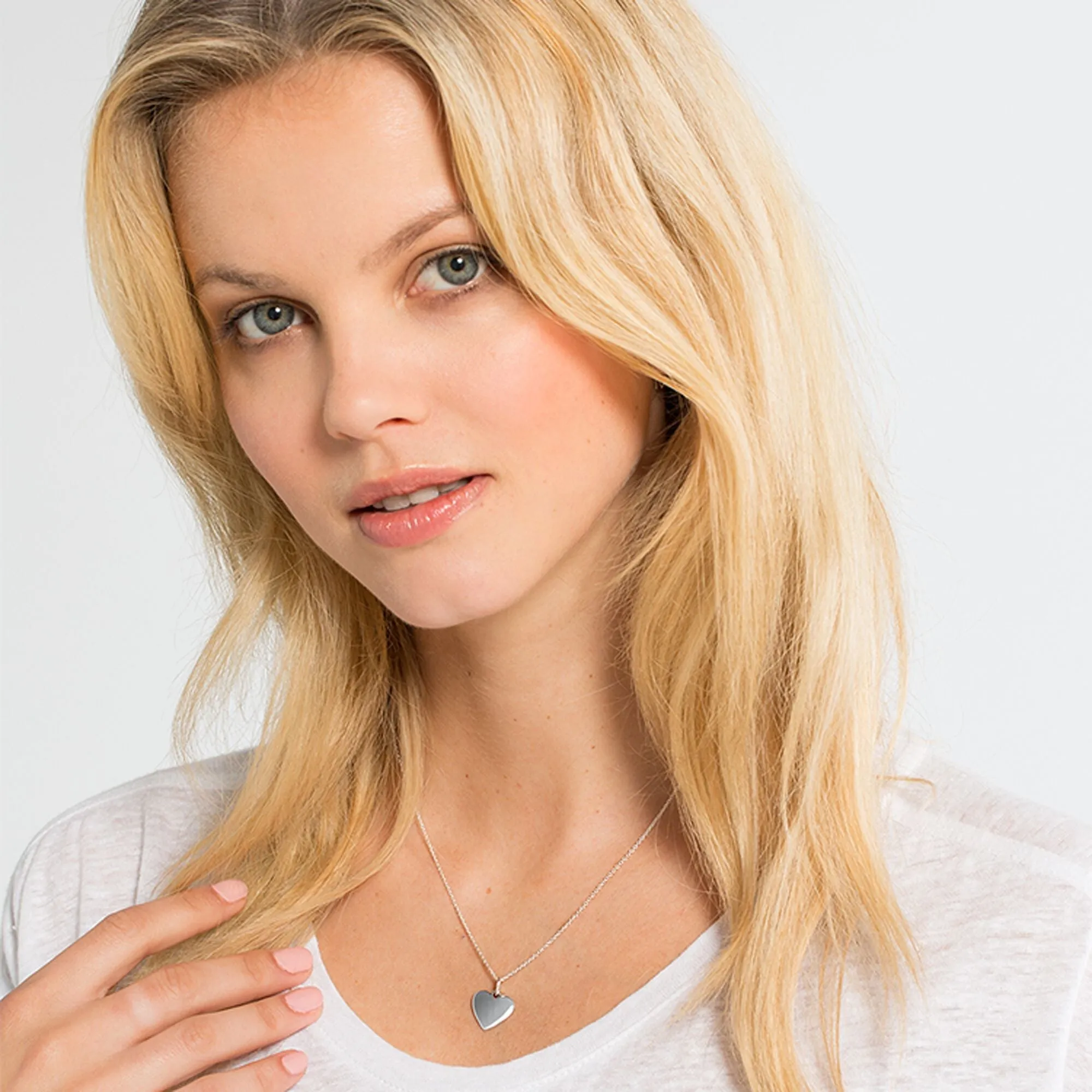 Thomas Sabo Jewellery Thomas Sabo Love Bridge Sterling Silver Heart Pendant